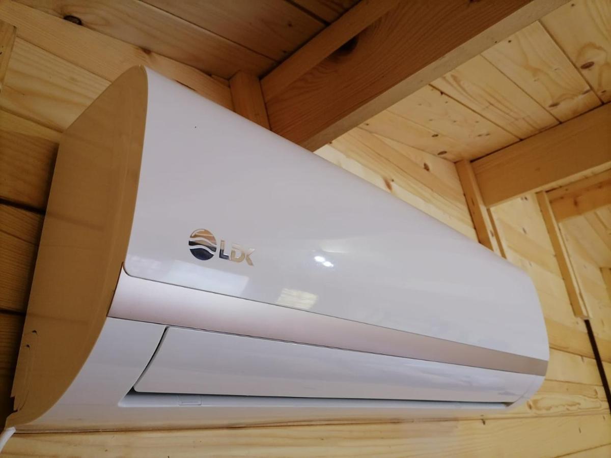Edelweiss Guesthouse, Glamping And Camping Suhaia Exteriör bild